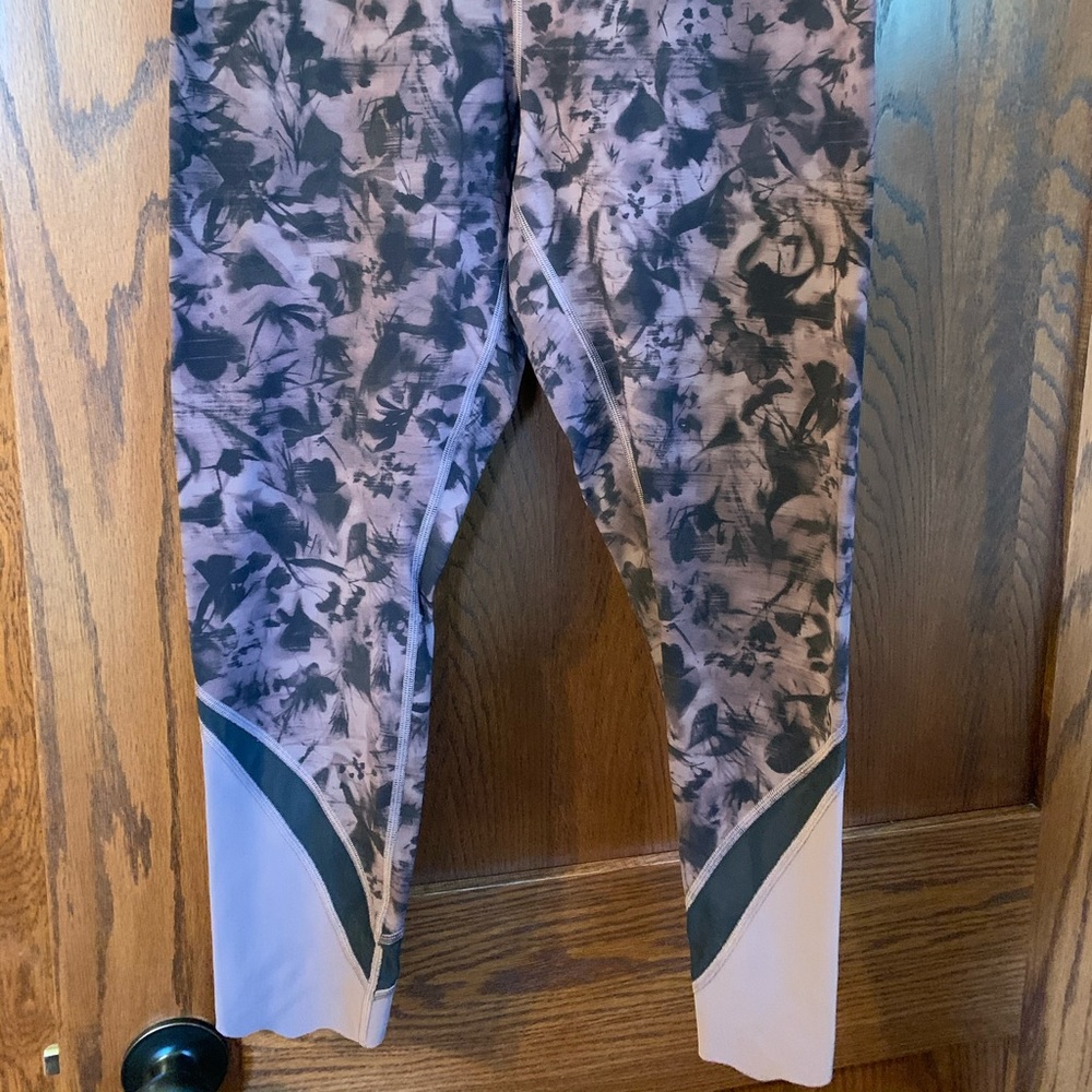 Lulu lemon leggings